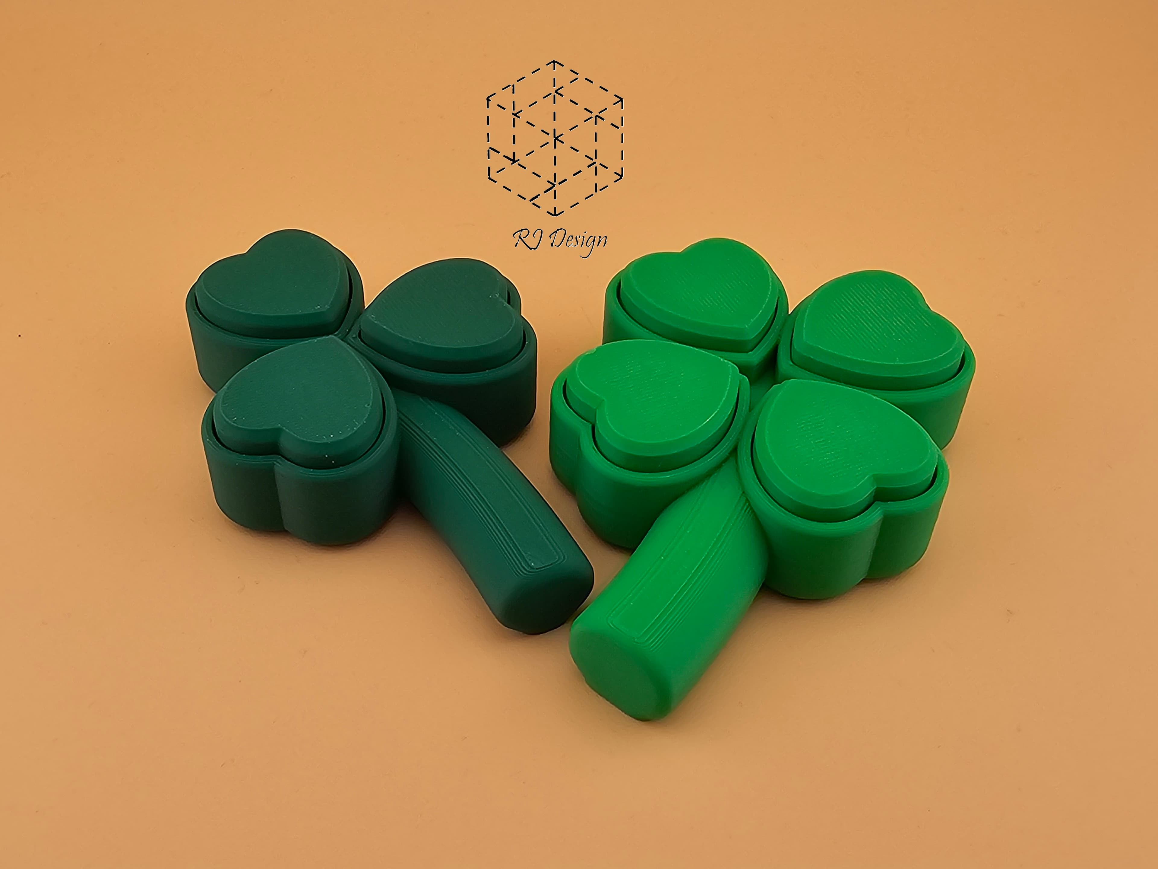 Clover Clickers - Swiss-made 3D printed design object by NinoLabs